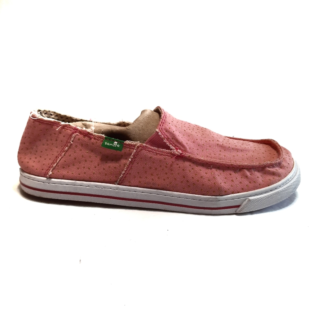Sanuk Sidewalker Surfer Slip On Shoes Pink w/ Gold Polka Dots